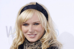 Kimberly-Stewart-at-Useful-Talent