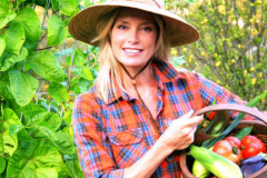 kelly-emberg-1564632181094